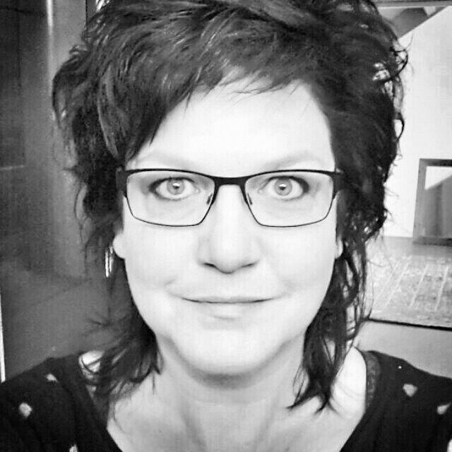 twittercolumnist Sandra Nevels
